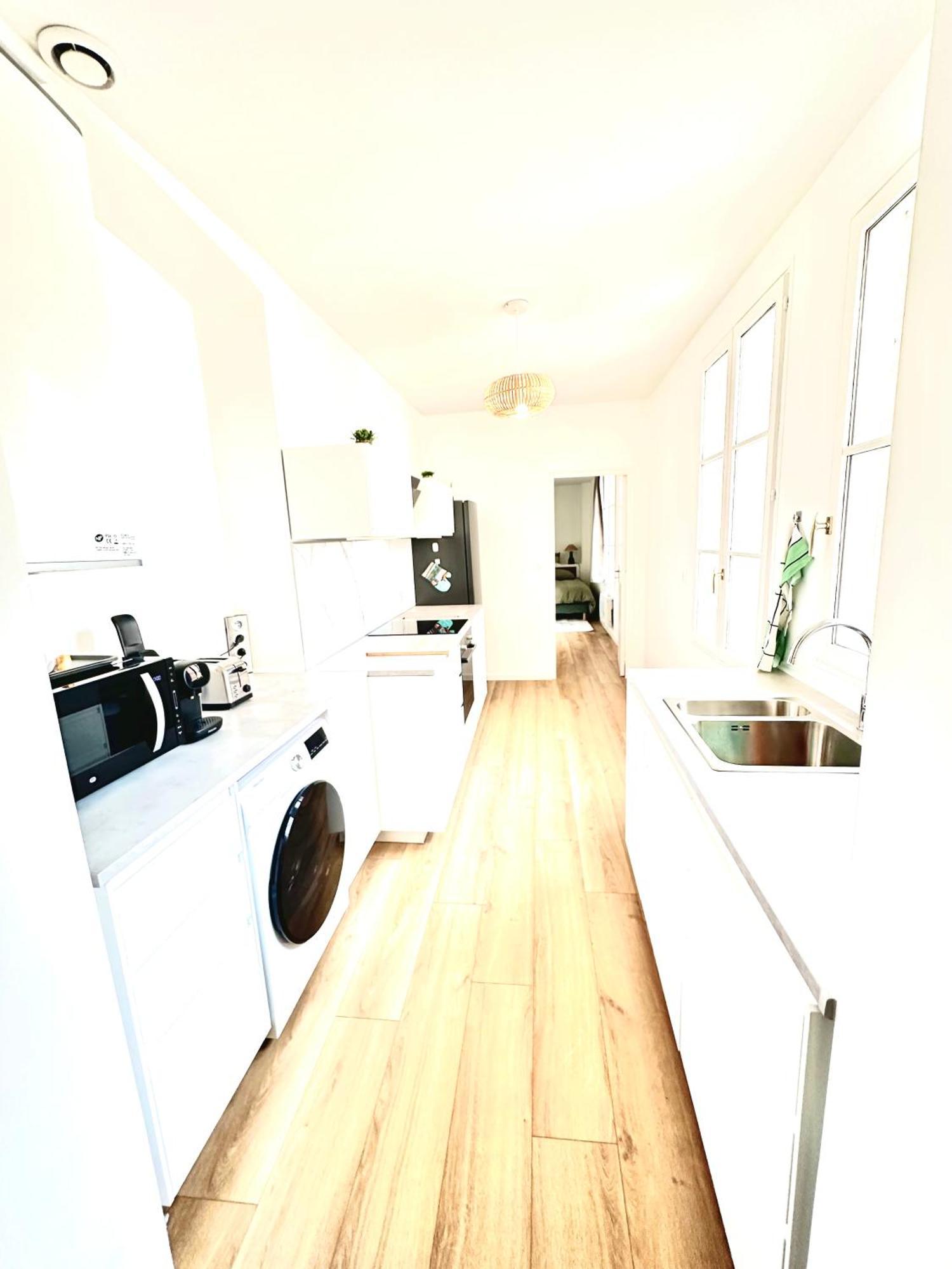 Le Saint Amour Cosy Besancon Bagian luar foto