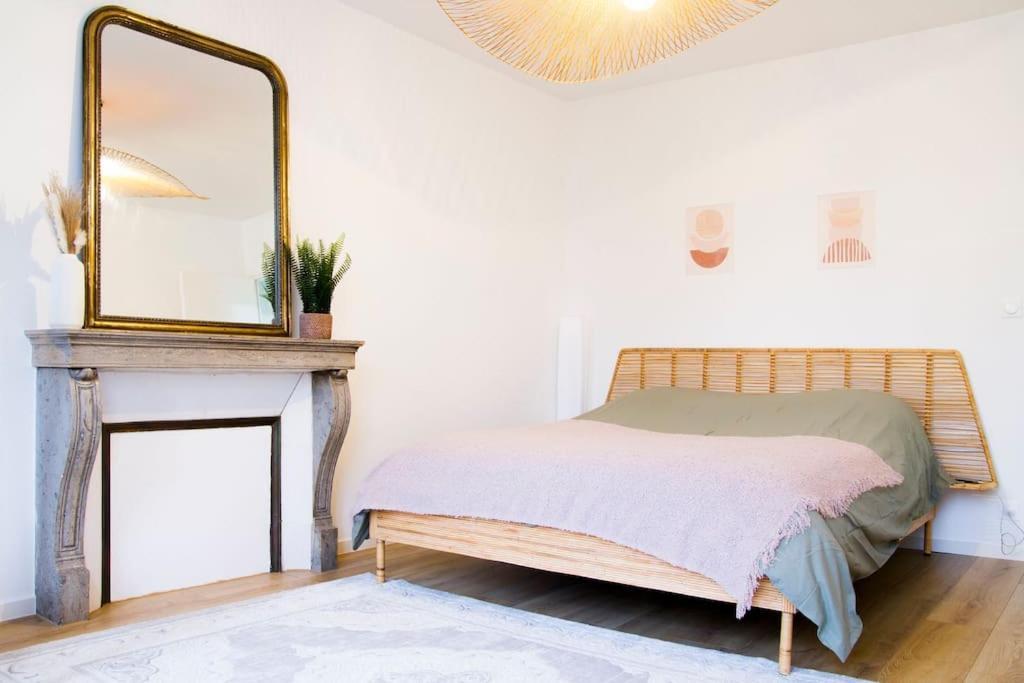 Le Saint Amour Cosy Besancon Bagian luar foto
